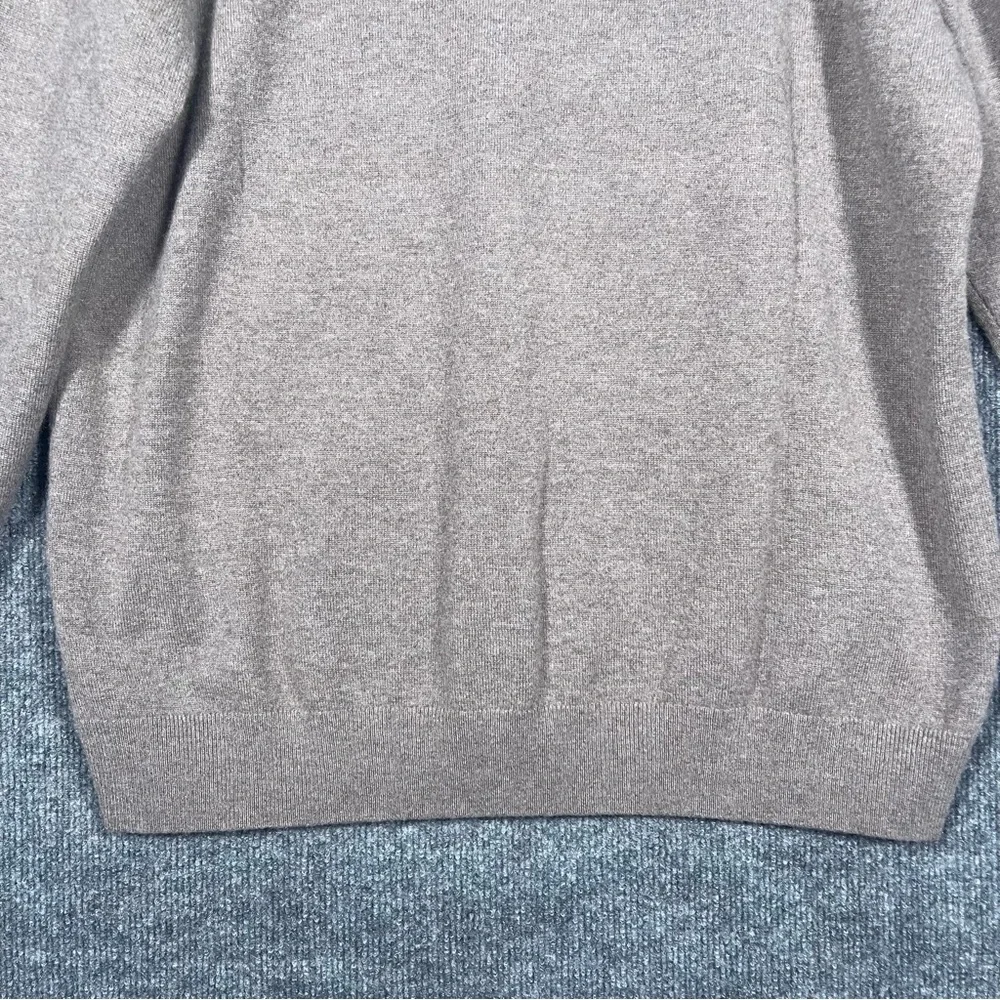Uniqlo Men’s‎ XXL 100% Cashmere V Neck Sweater Oatmeal Light Brown Preppy Casual